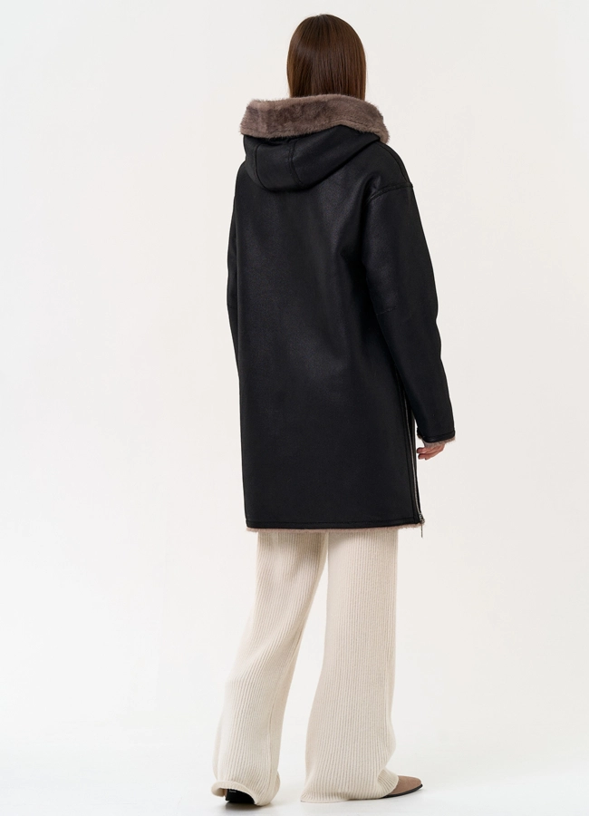 Женская двухсторонняя дубленка из эко замши с капюшоном модель № 31434 в кредит
