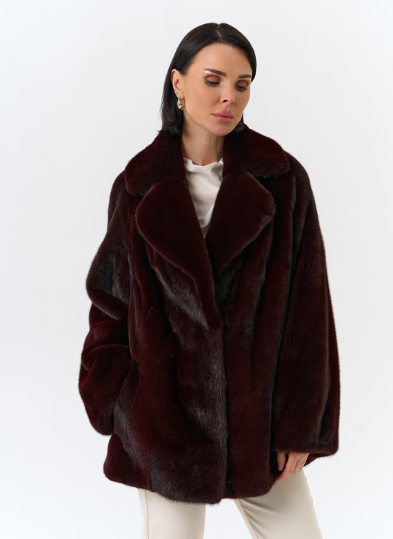 Женская шуба из скандинавской норки с английским воротником