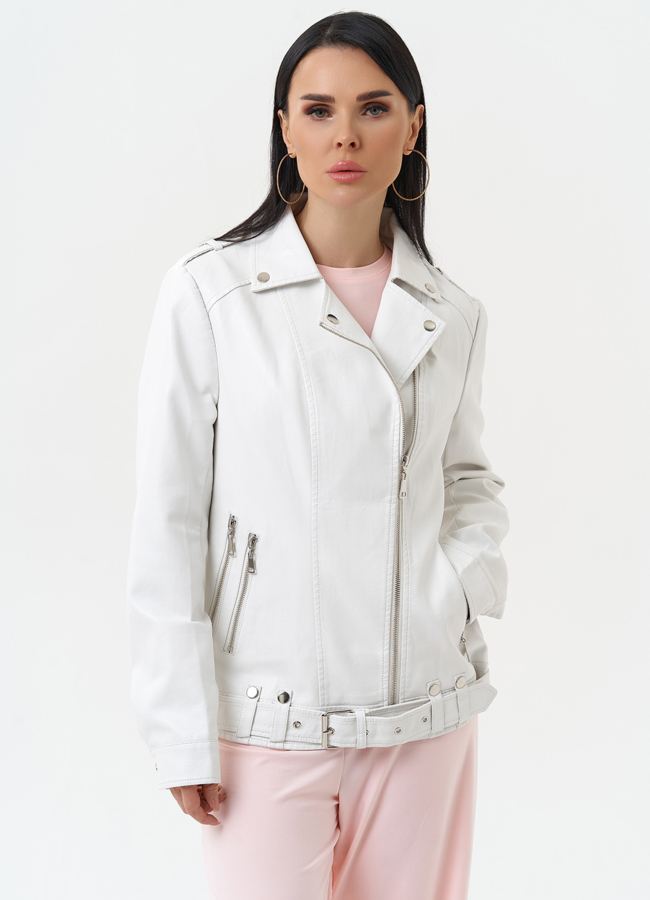 Куртка косуха из эко кожи белого цвета модель № 30381 в рассрочку