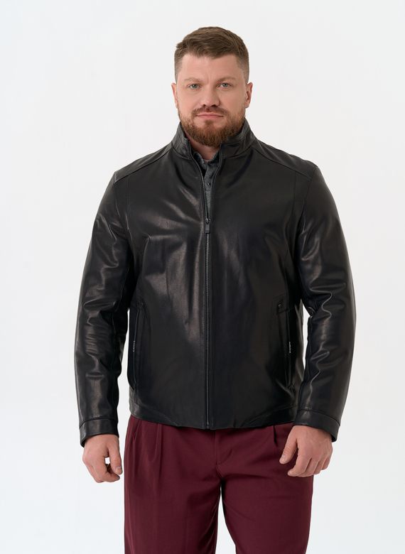 Мужская куртка из натуральной кожи черного цвета