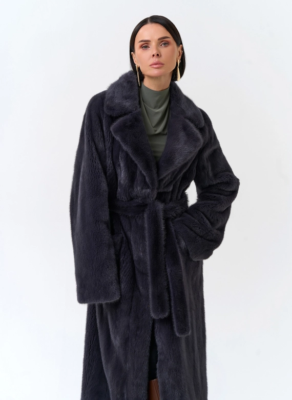 Женская шуба из меха норки с английским воротником