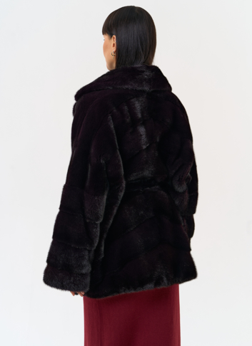 Шуба из меха норки с английским воротником
