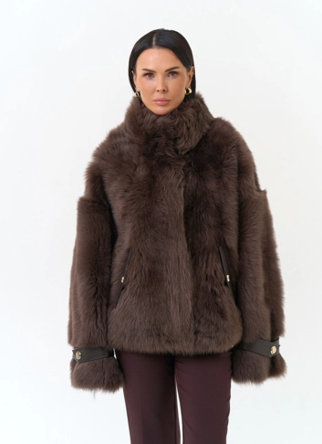 Женская дубленка с воротником стойкой фото