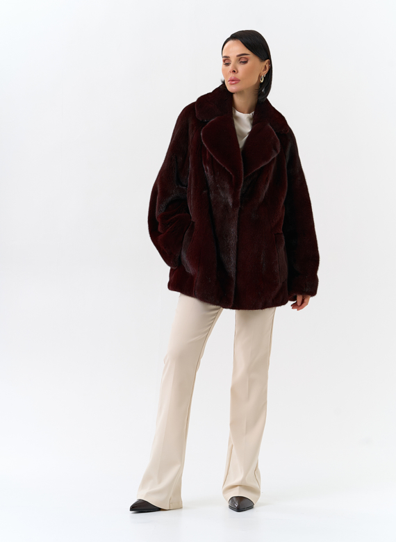 Женская шуба из скандинавской норки с английским воротником