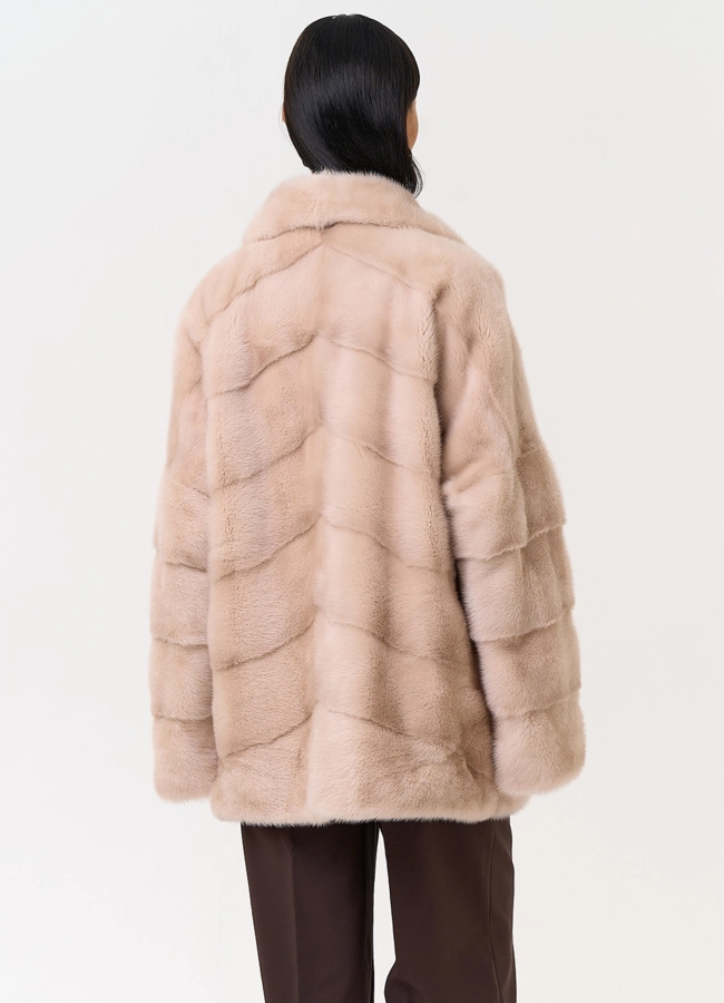 Укороченная шуба из меха норки с английским воротником модель № 30688 в кредит