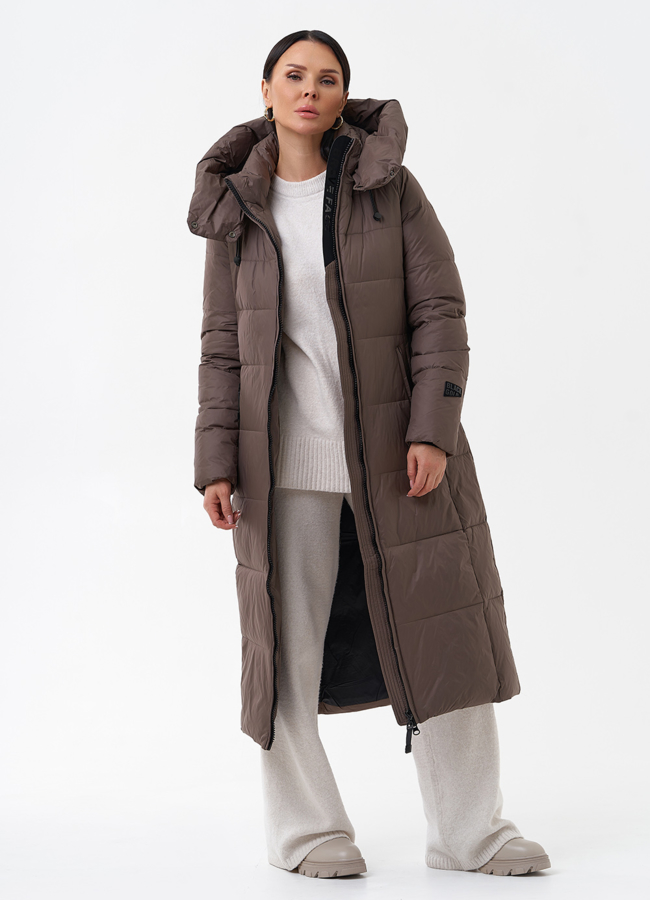 Длинный пуховик бежевого цвета модель № 29185 универмаг малина