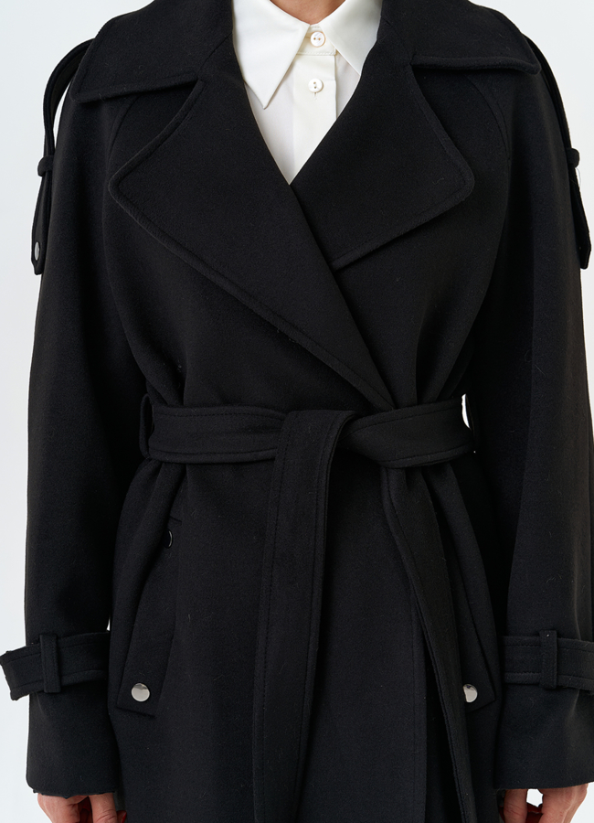 Женское укороченное пальто с английским воротником модель № 32641 универмаг малина